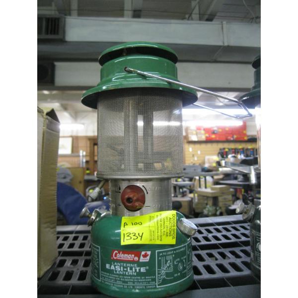 COLEMAN GAS LANTERN W/SCREEN
