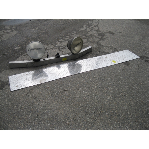 CHECKER PLATE & LIGHTFORCE LIGHT BAR