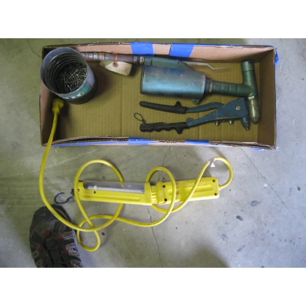 MISC. AIR RIVETER, HAND RIVETER, TROUBLE LIGHT