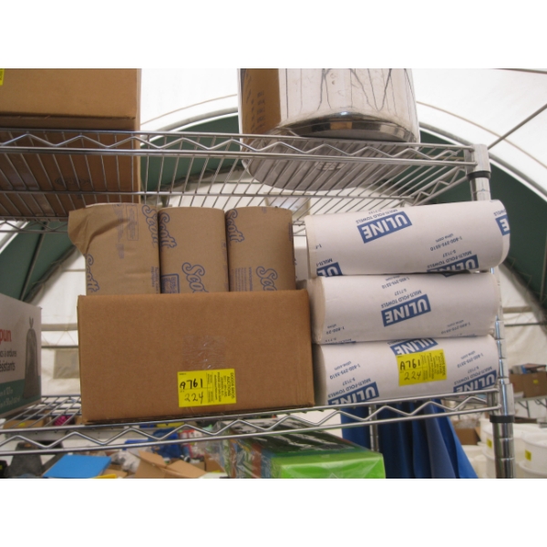 LG. LOT OF MULTI FOLD PAPER TOWELS