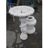 Image 3 : CEMENT FOUNTAIN W/BASE