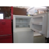 Image 3 : WHITE 2 DOOR FRIDGE