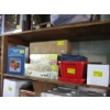 Image 1 : CHRISTMAS DÉCOR, LIGHT UP GIFTBOXES, ETC.