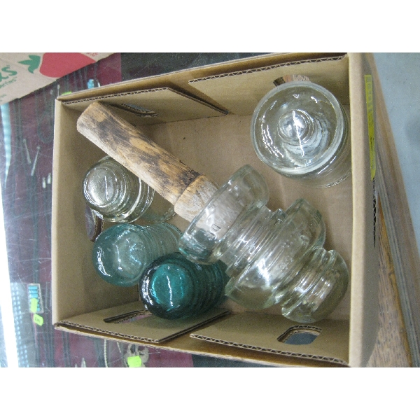 5 GLASS INSULATORS
