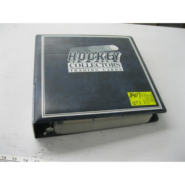 BINDER OF HOCKEY CARDS