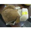 Image 1 : SHEEPSKIN HAT & MITS