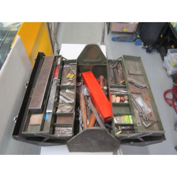 METAL TOOLBOX W/MISC. TOOLS