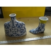 Image 1 : 2 DECORATIVE BLUE & WHITE PIECES