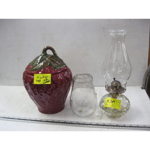 STRAWBERRY COOKIE JAR & OIL LAMP W/EXTRA SHADE