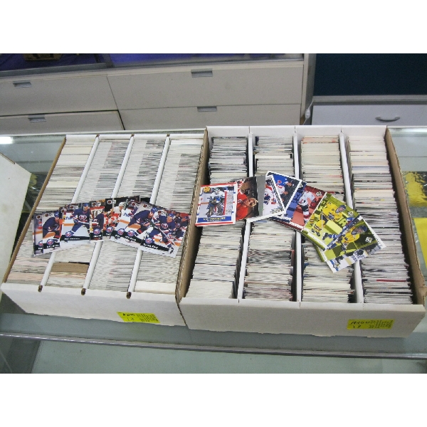 2 BOXES OF SPORTS COLLECTOR CARDS