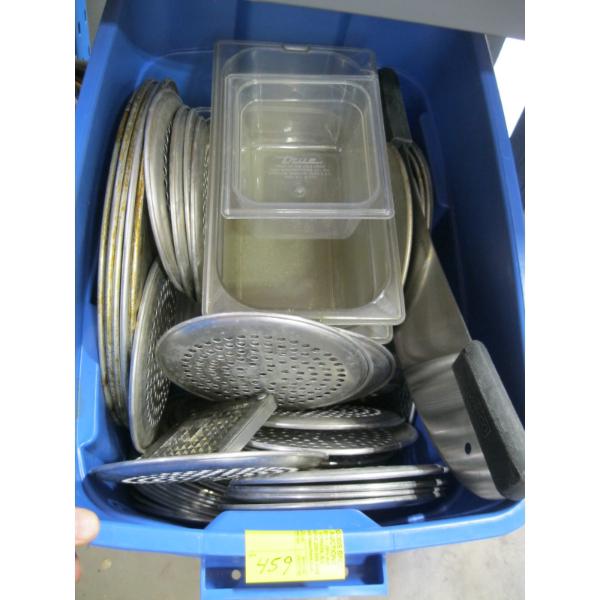 PLASTIC BIN W/ASST. PIZZA PANS, PIZZA KNIFE, ETC.