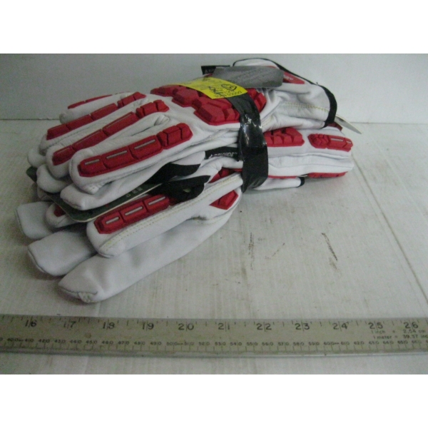 3 PAIR OF SZ XXL GLOVES