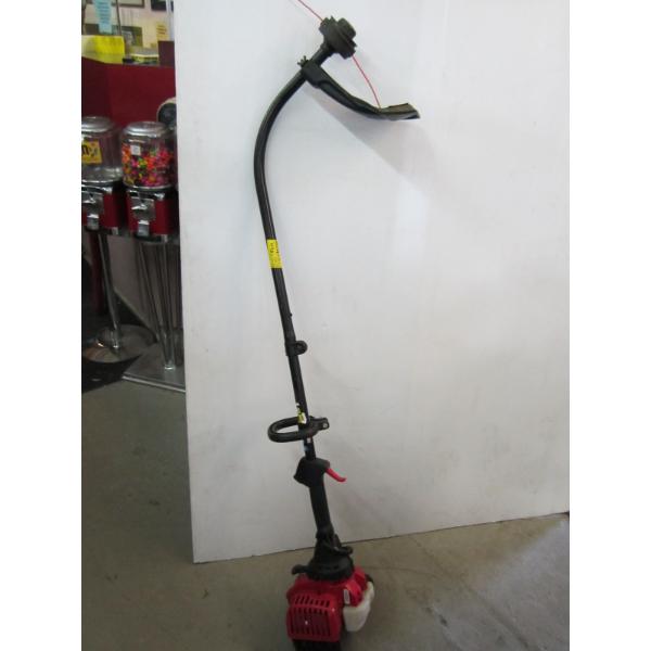 YARD MACHINES Y2500 GAS POWERED WEED WHACKER