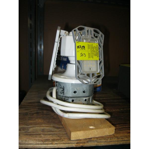 LED LIGHT FIXTURE