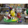 Image 1 : 2 M&Ms ITEMS INCL. GUM DISPENSER