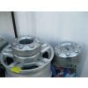 Image 4 : 6 FORD RIMS W/CENTER CAPS