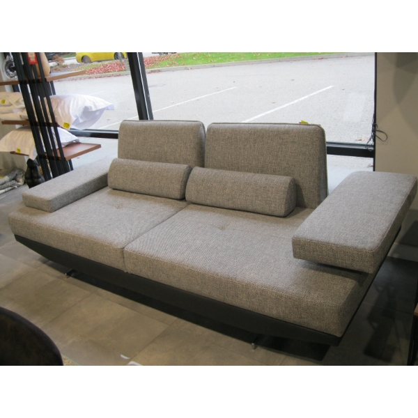 UNIQUE DESIGN GREY TWEED SOFA/BED - NO LEGS