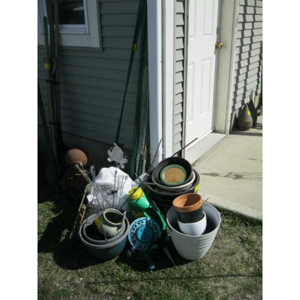 MISC. GARDENING ITEMS: POTS, STAKES, ETC.