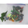 Image 5 : VARIOUS ACTION FIGURES & TEENAGE MUTANT NINJA TURTLES FIGURINES & ACCESS.