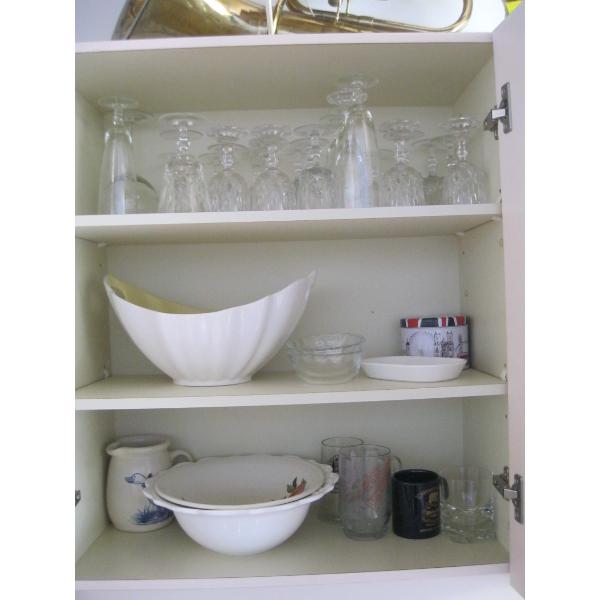 CUPBOARD W/ASST. CRYSTAL GLASSWARE, SERVING BOWLS, MUGS, ETC.