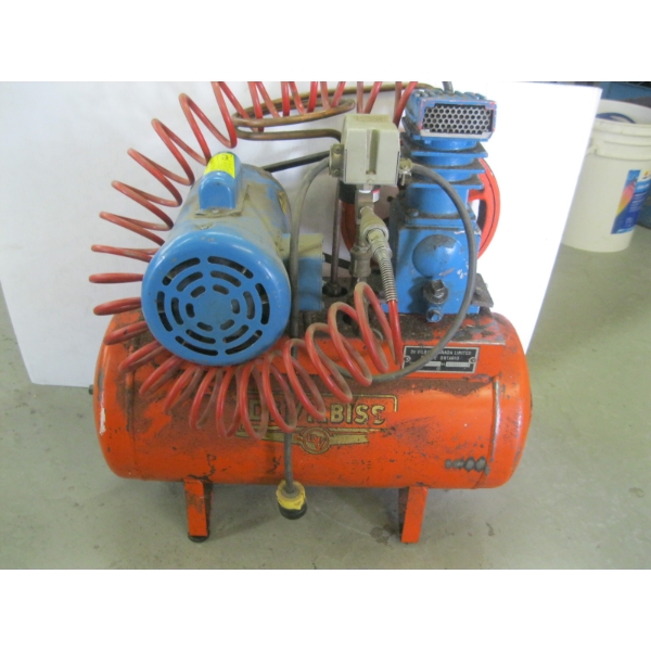 ORANGE AIR COMPRESSOR