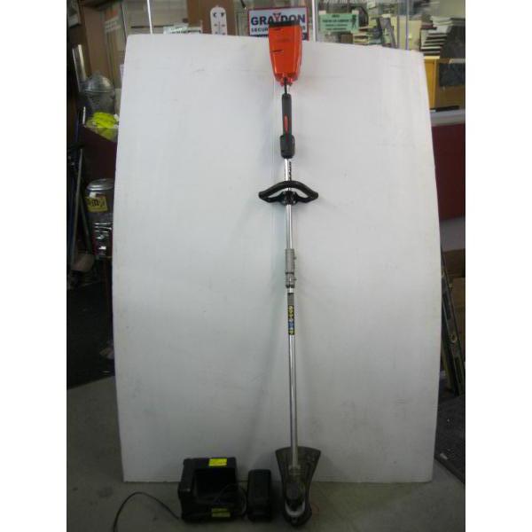 ECHO STRAIGHT EDGE WEED WHACKER W/ BATT. AND CHARGER