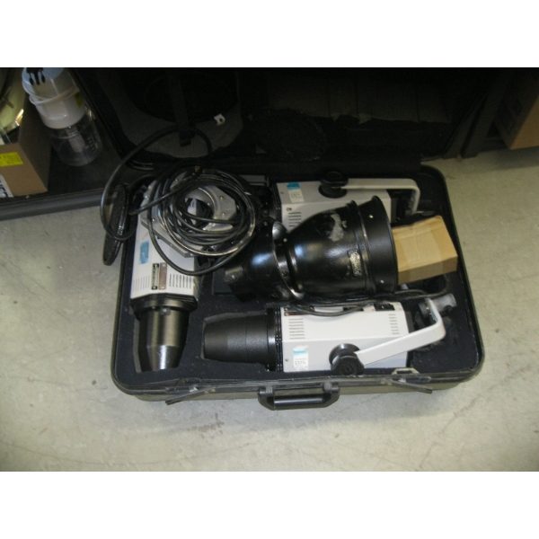 BOWENS ELECTRONIC FLASH LIGHTING SYSTEM