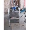 Image 1 : 2 STEP STOOL