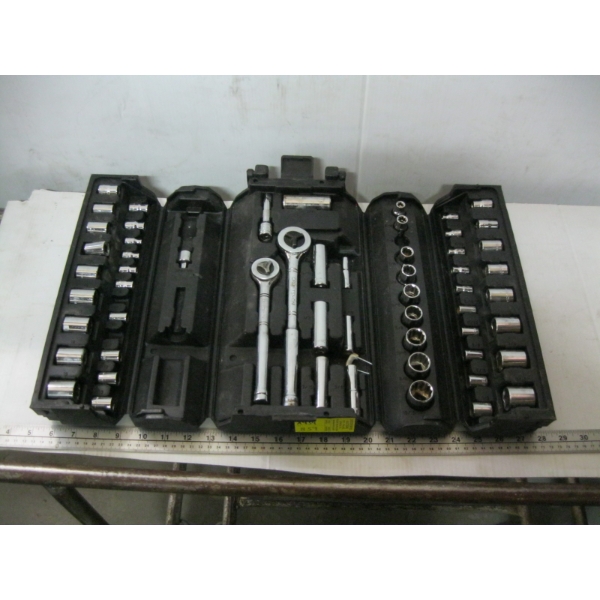 MASTERCRAFT CASED SOCKET SET - NOT COMPLETE