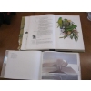 Image 2 : 2 BOOKS: PARROTS OF THE WORLD & TONI ONLEY