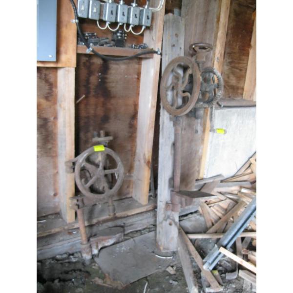 2 WALL MOUNT DRILL PRESSES