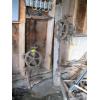 Image 1 : 2 WALL MOUNT DRILL PRESSES