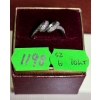 Image 1 : LADIES WHITE GOLD SWIRL TOP RING W/SMALL DIAMOND - SZ 6