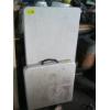 Image 1 : 2 FOLDING TABLES