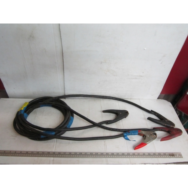 HEAVY DUTY SET OF JUMPER CABLES