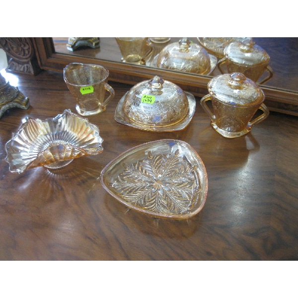 CARNIVAL GLASS