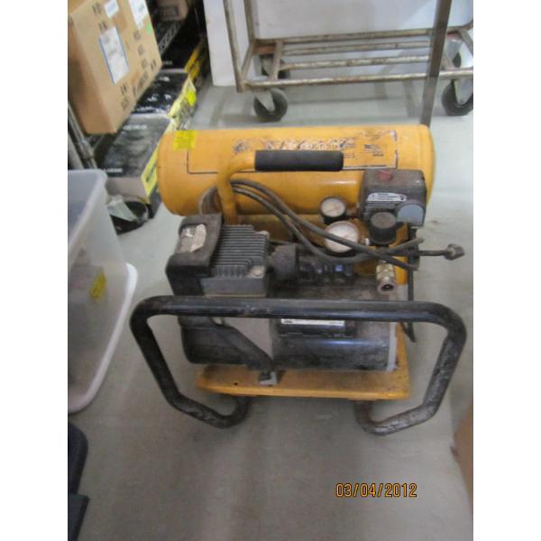 CONTRACTOR SERIES SM. COMPRESSOR
