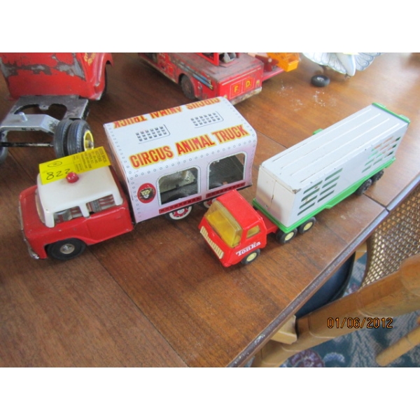 TONKA TRUCK & TRAILER & TIN CIRCUS TRUCK