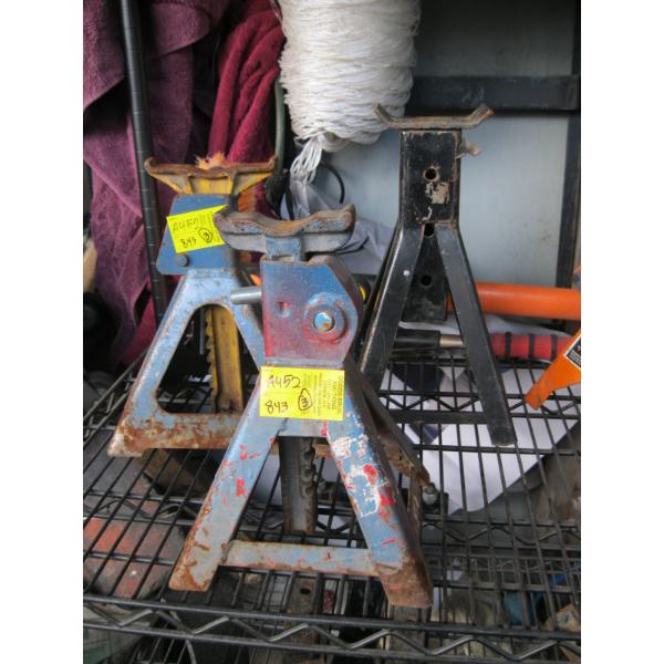 3 AXLE STANDS