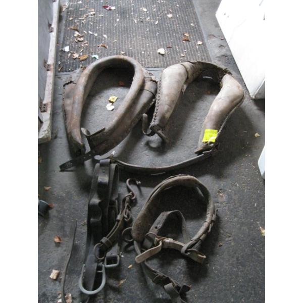 LEATHER HORSE COLLARS