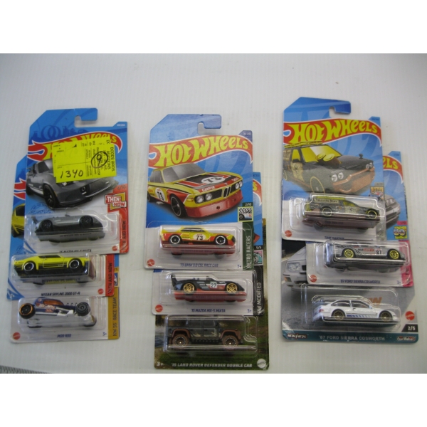 9 HOT WHEELS CARDS