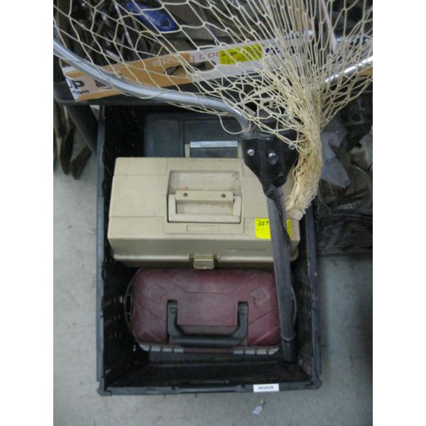 PLASTIC BOX W/FISHING NET & 3 TACKLEBOXES