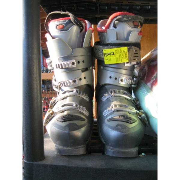PAIR OF HEAD SKI BOOTS