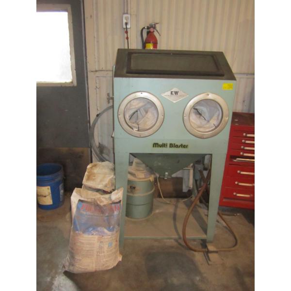 MULTI-BLASTER QUICK WAY SANDBLASTER