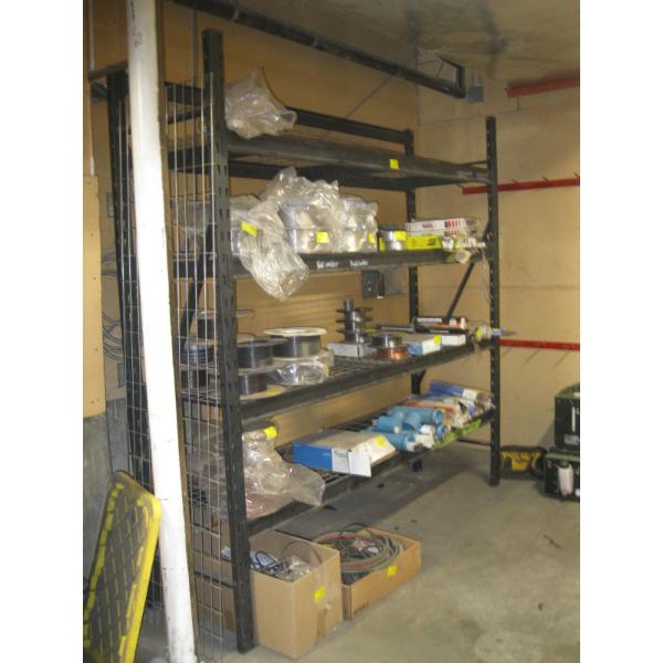ADJUSTABLE METAL SHELF UNIT