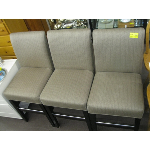 SET OF 3 UPHOLSTERED STOOLS