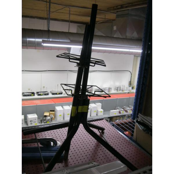 SWIVEL DISPLAY STAND