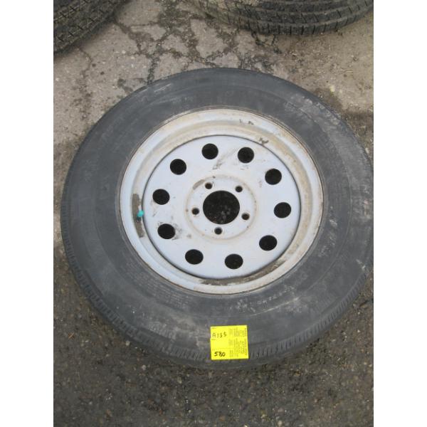 15" TRAILER TIRE ON RIM