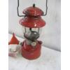 Image 2 : RED VINTAGE COLEMAN GLASS LANTERN T-66