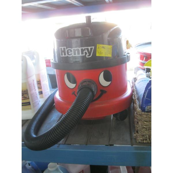SM. HENRY VACUUM